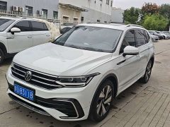 Volkswagen Tiguan L Facelift 380TSI Automatic AWD R-Line Comfort 7-Seater - ფოტო 1