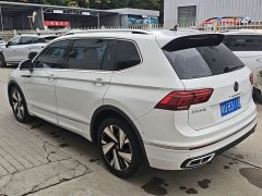 Volkswagen Tiguan L Facelift 380TSI Automatic AWD R-Line Comfort 7-Seater - ფოტო 4