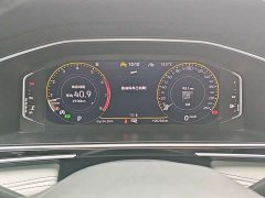 Volkswagen Tiguan L Facelift 380TSI Automatic AWD R-Line Comfort 7-Seater - ფოტო 5