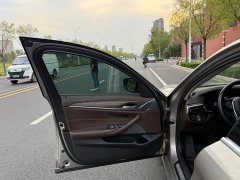 BMW 5 Series 530Li xDrive Luxury Package - ფოტო 4