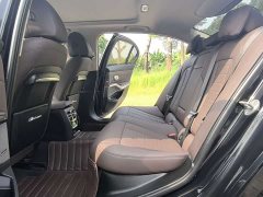 BMW 3 Series 325Li M Sport Night Edition Package - ფოტო 17