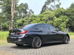 BMW 3 Series 325Li M Sport Night Edition Package - ფოტო 5