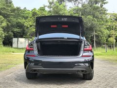 BMW 3 Series 325Li M Sport Night Edition Package - ფოტო 8