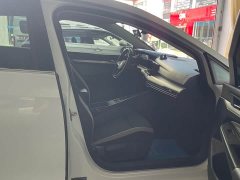 Volkswagen Golf 2023 280TSI DSG Pro - ფოტო 8