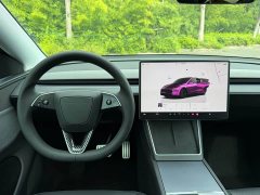 Tesla Model Y Rear-Wheel Drive - ფოტო 14