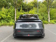 Tesla Model Y Rear-Wheel Drive - ფოტო 17
