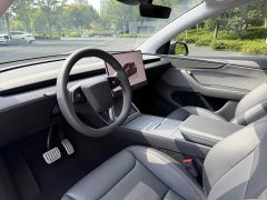 Tesla Model Y Rear-Wheel Drive - ფოტო 5