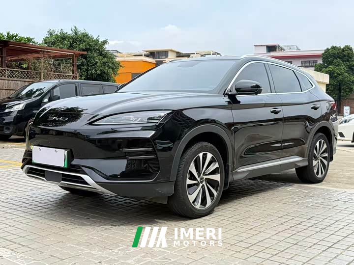 BYD Song Plus New Energy Glory Edition EV 520km Deluxe