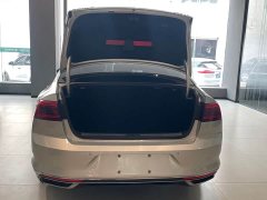 Volkswagen Magotan 2020 330TSI DSG Advance - ფოტო 12