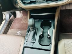 Lexus ES 300h Premium Edition - ფოტო 18