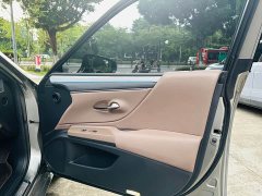 Lexus ES 300h Premium Edition - ფოტო 19