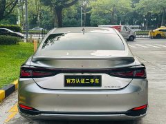 Lexus ES 300h Premium Edition - ფოტო 6