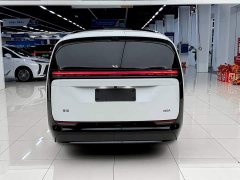 Li Auto Li Xiang MEGA 2024 Ultra - ფოტო 13