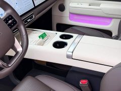Li Auto Li Xiang MEGA 2024 Ultra - ფოტო 4