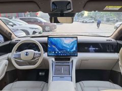 Denza BYD Denza N8L Flagship - ფოტო 8