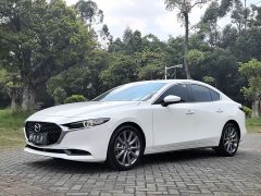 Mazda3 Axela 2023 2.0L Automatic Luster Edition - ფოტო 1