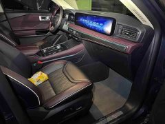 Ford Explorer 2023 EcoBoost 285 AWD Titanium 7-Seater - ფოტო 4