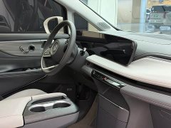 Buick GL8 Luzun Respect Edition - ფოტო 8