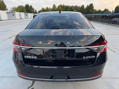Skoda Superb TSI280 DSG Prestige - photo 6