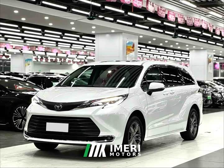 Toyota Sienna 2.5L Hybrid FWD Comfort - ავტომობილი ჩინეთიდან
