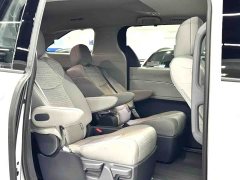 Toyota Sienna 2.5L Hybrid FWD Comfort - ფოტო 10