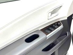 Toyota Sienna 2.5L Hybrid FWD Comfort - ფოტო 16