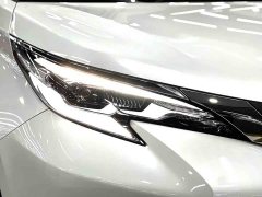 Toyota Sienna 2.5L Hybrid FWD Comfort - ფოტო 17