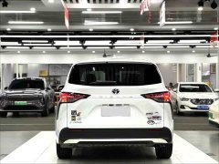 Toyota Sienna 2.5L Hybrid FWD Comfort - ფოტო 5