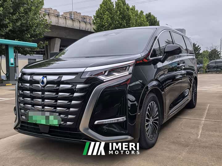 Denza D9 DM-i 1050 Premium