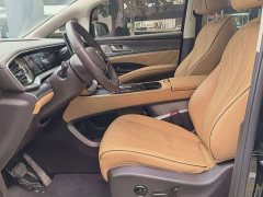 Denza BYD Denza D9 DM-i 1050 Premium - ფოტო 10