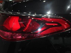 Mercedes-Benz E-Class E 300 L Luxury - ფოტო 18