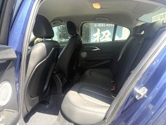 BMW 1 Series Facelift 120i M Sport - ფოტო 6