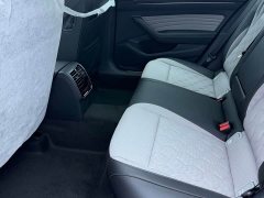 Volkswagen Magotan Popular Edition 280TSI DSG Luxury - ფოტო 13