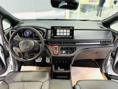 Honda Elysion 2.0L e:HEV Elite - photo 10