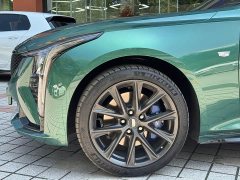 Cadillac CT5 28T Track Performance Edition with Peak Track Package - ფოტო 5