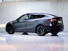 Tesla Model Y 2022 Facelift Rear-Wheel Drive - ფოტო 3
