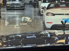 Rolls-Royce Cullinan Five-Seater - ფოტო 4