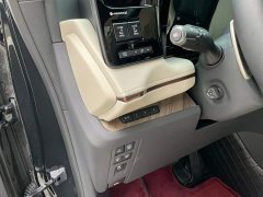 Lexus LM 2023 500h Six-Seat Premium Edition - ფოტო 13