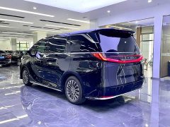 Lexus LM 2023 500h Six-Seat Premium Edition - ფოტო 4