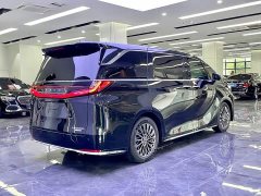 Lexus LM 2023 500h Six-Seat Premium Edition - ფოტო 6