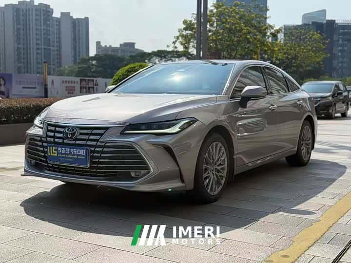 Toyota Avalon Hybrid 2.0L Luxury - ავტომობილი ჩინეთიდან