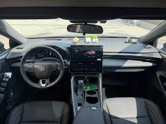 Toyota Avalon Hybrid 2.0L Luxury - ფოტო 9