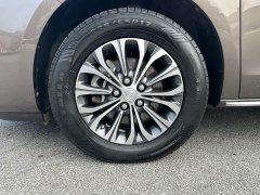 Buick GL8 Land Business Class Comfort Edition - ფოტო 12