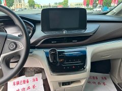 Buick GL8 Land Business Class Comfort Edition - ფოტო 8