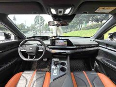 Changan UNI-V Third Generation 1.5T 500Bar Luxury Sport Edition - ფოტო 8
