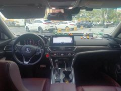 Honda Accord 260TURBO Phantom Night Premium Edition - ფოტო 7