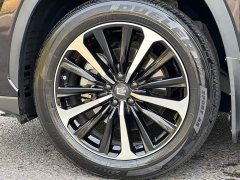 Toyota Crown Land Cruiser Crown Venza 2.5L HEV AWD Luxury - ფოტო 19