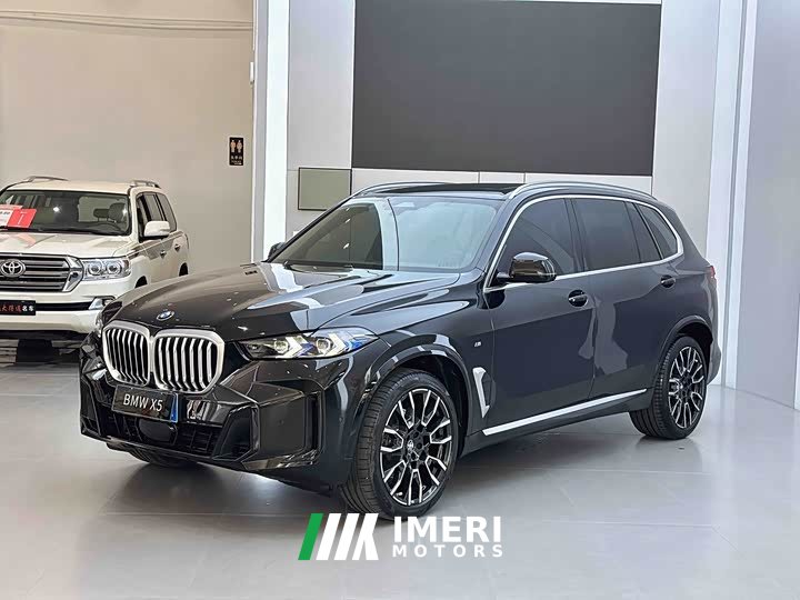BMW X5 2023 xDrive 40Li M Sport Package - ავტომობილი ჩინეთიდან