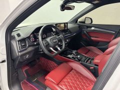 Audi Q5L Sportback 40 TFSI Luxury - ფოტო 12