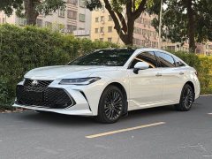 Toyota Avalon 2.5L Touring Premium Edition - ფოტო 1